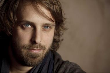 Alexandre Aja will direct "Crawl", with Sam Raimi producing
