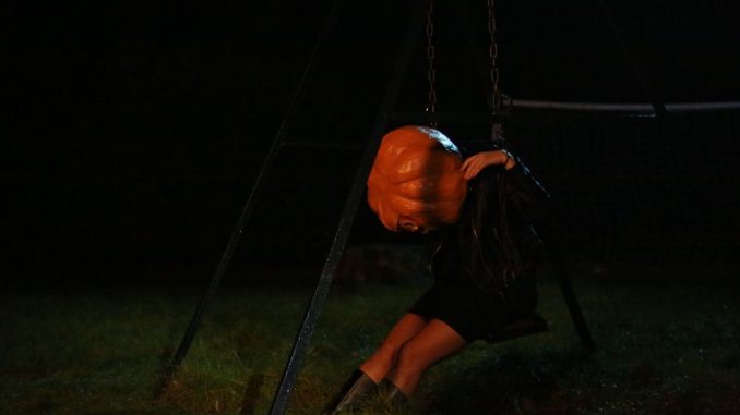 "Heckle": A famous stand-up comedian must face his most dangerous stalker