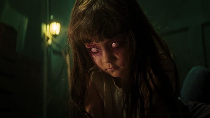 "Cracked": An inherited painting results to be a portrait of pure evil